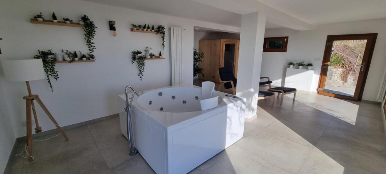 Chalet Sophie - Luxury Chalet Roletto Zewnętrze zdjęcie