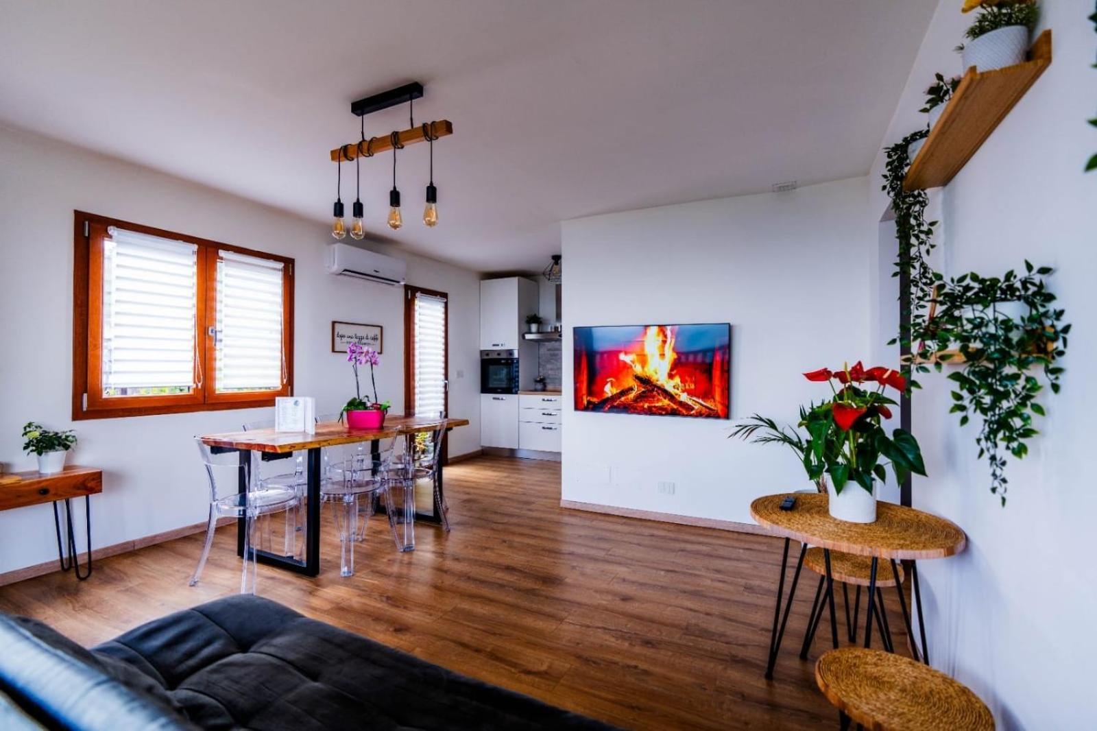 Chalet Sophie - Luxury Chalet Roletto Zewnętrze zdjęcie
