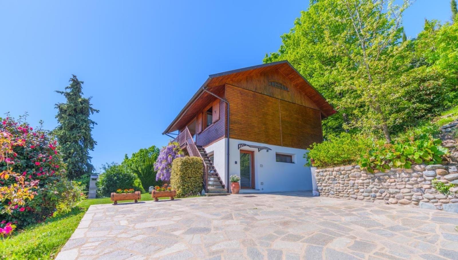 Chalet Sophie - Luxury Chalet Roletto Zewnętrze zdjęcie