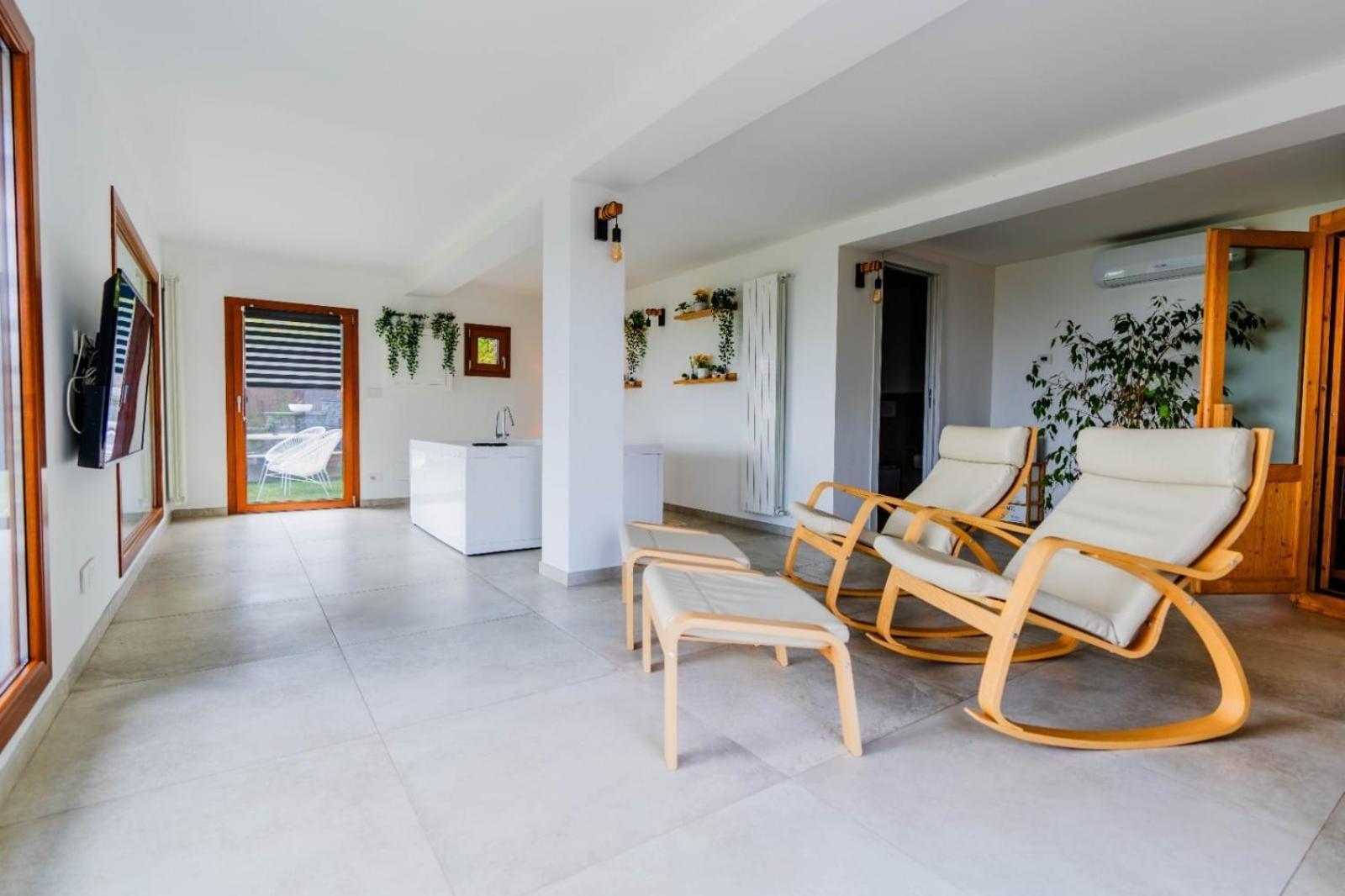 Chalet Sophie - Luxury Chalet Roletto Zewnętrze zdjęcie