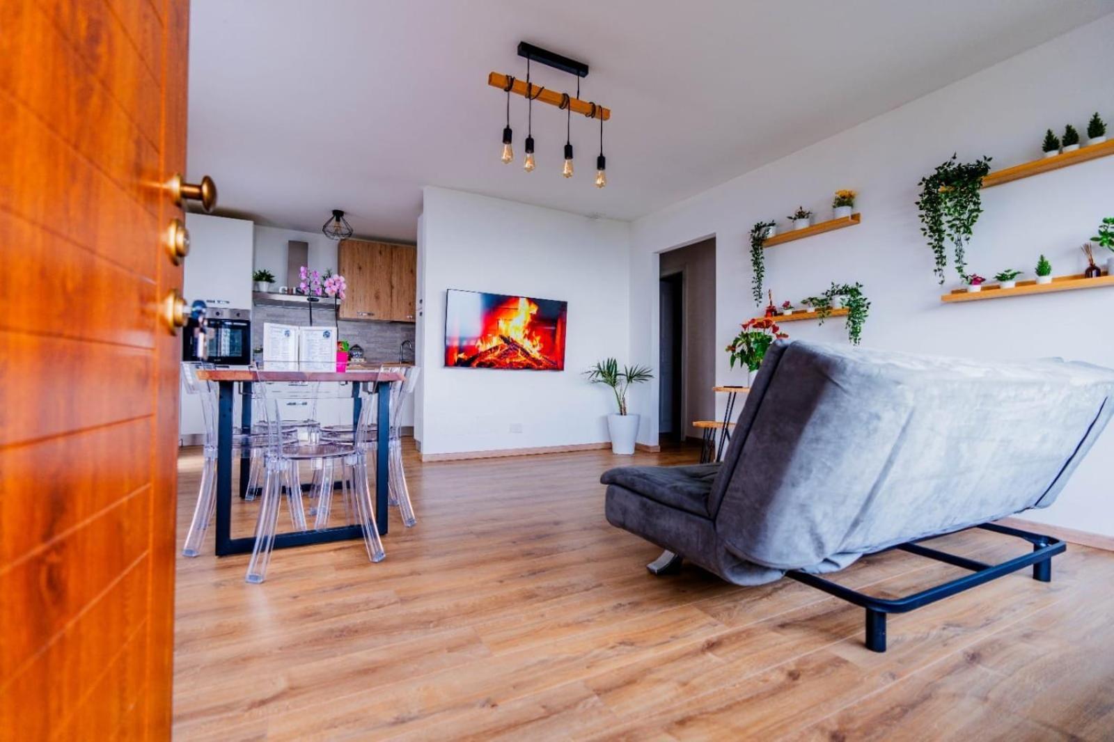 Chalet Sophie - Luxury Chalet Roletto Zewnętrze zdjęcie