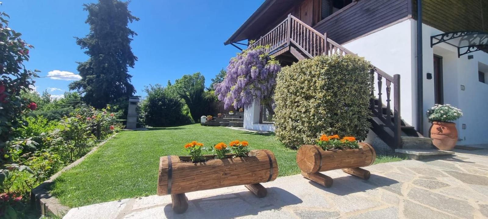 Chalet Sophie - Luxury Chalet Roletto Zewnętrze zdjęcie